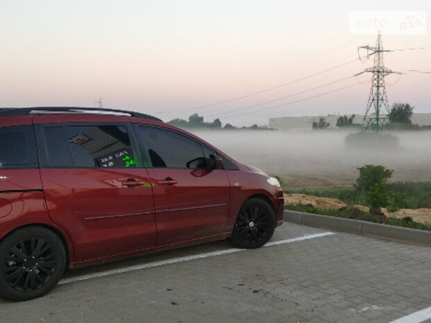 Mazda 5 2008 года