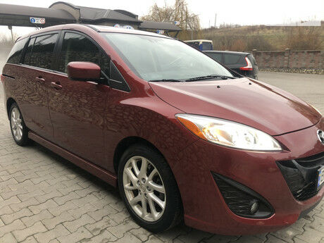 Mazda 5 2011 року