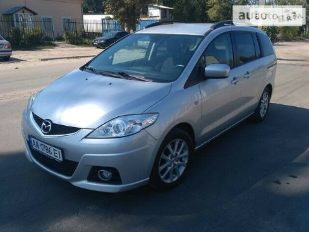 Mazda 5 2010 года