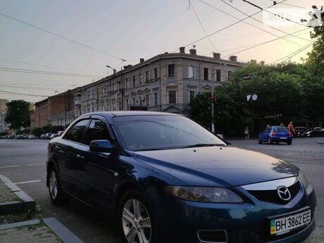 Мазда 6 2005 року Mazda 6 2005 року