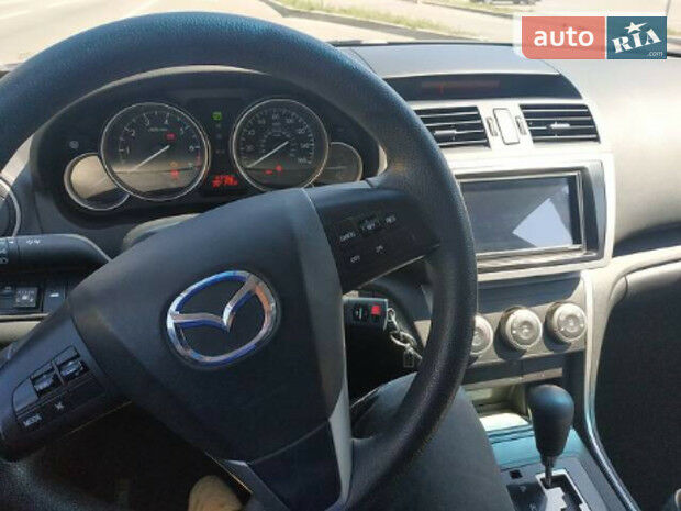 Mazda 6 2011 года