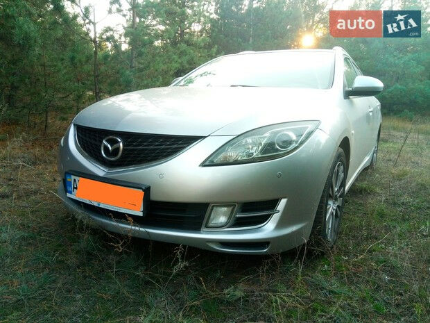 Mazda 6 2010 року