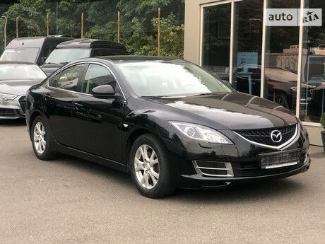 Мазда 6 2010 року Mazda 6 2010 року