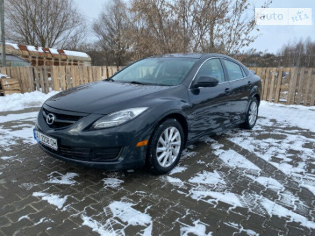 Мазда 6 2012 року Mazda 6 2012 року