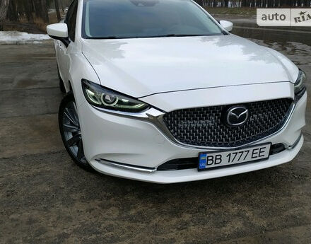 Mazda 6 2019 року