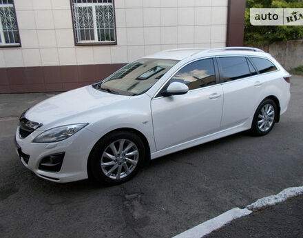 Mazda 6 2010 року