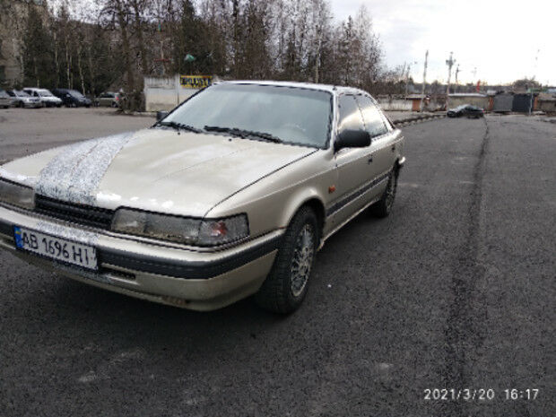 Мазда 626 1989 года Mazda 626 1989 года