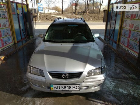 Mazda 626 2000 року