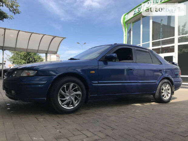 Mazda 626 1998 року