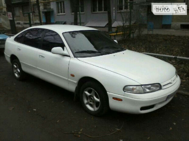 Mazda 626 1995 року