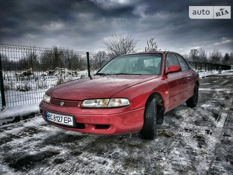 Мазда 626 1994 года Mazda 626 1994 года