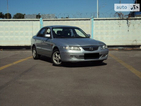 Mazda 626 1986 года