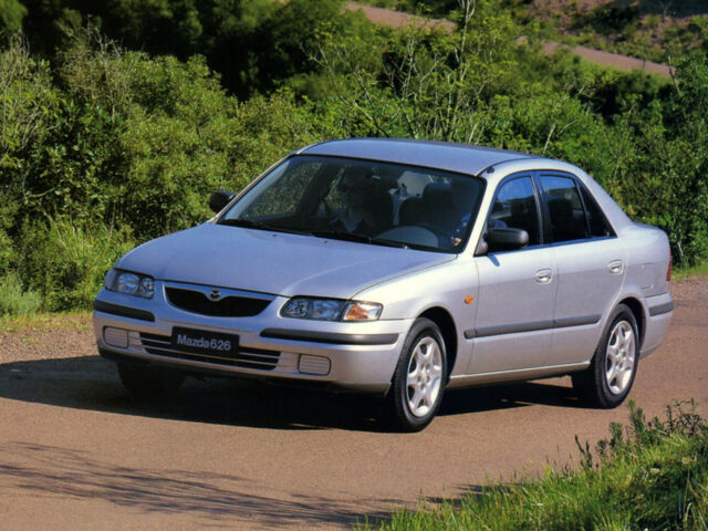 Mazda 626 1997 года