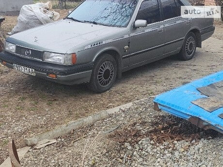 Mazda 929 1989 року