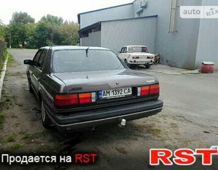 Mazda 929 1990 року