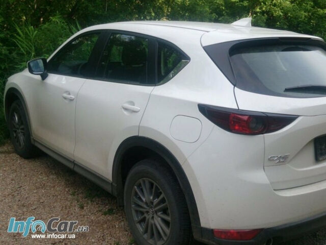 Mazda CX-5 2017 года