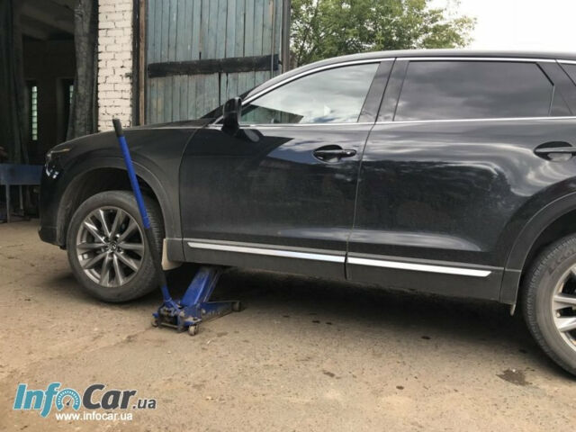 Mazda CX-9 2018 року