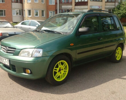 Mazda Demio 2001 года