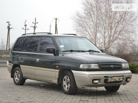 Мазда МПВ 1997 года Mazda MPV 1997 года