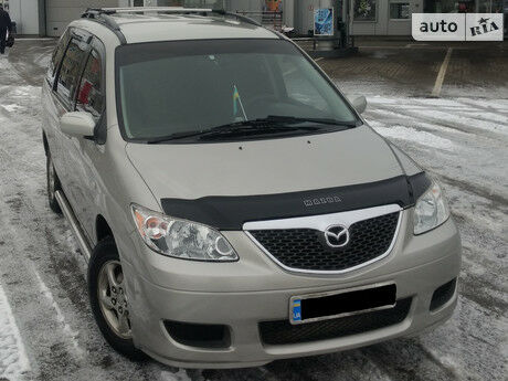 Мазда МПВ 2005 года Mazda MPV 2005 года
