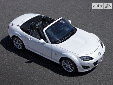 Mazda MX-5 2012 року