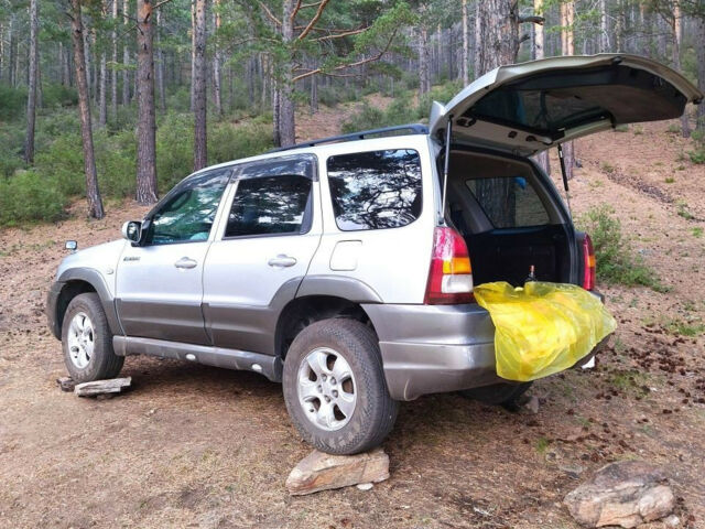 Mazda Tribute 2001 года