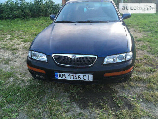 Мазда Кседос 9 1994 року Mazda Xedos 9 1994 року