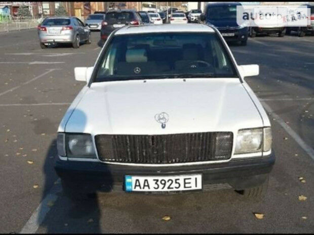 Mercedes-Benz 190 1988 года