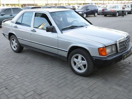 Mercedes-Benz 190 1988 года