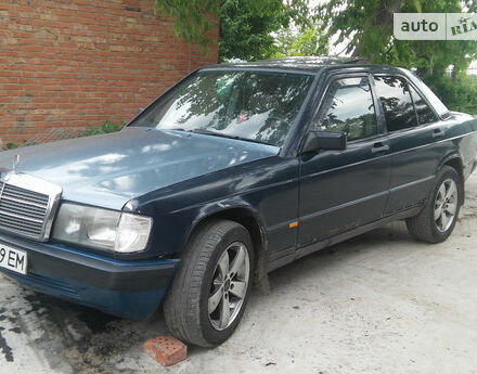 Mercedes-Benz 190 1988 года