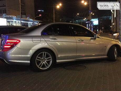 Mercedes-Benz 250 2012 року