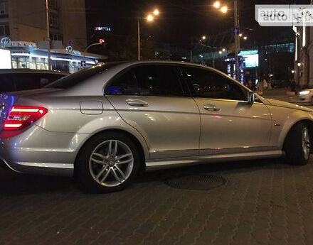 Mercedes-Benz 250 2012 року