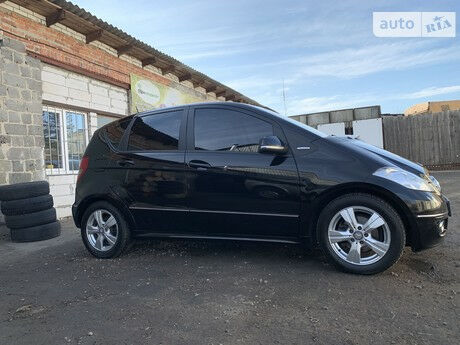 Mercedes-Benz A 180 2010 года