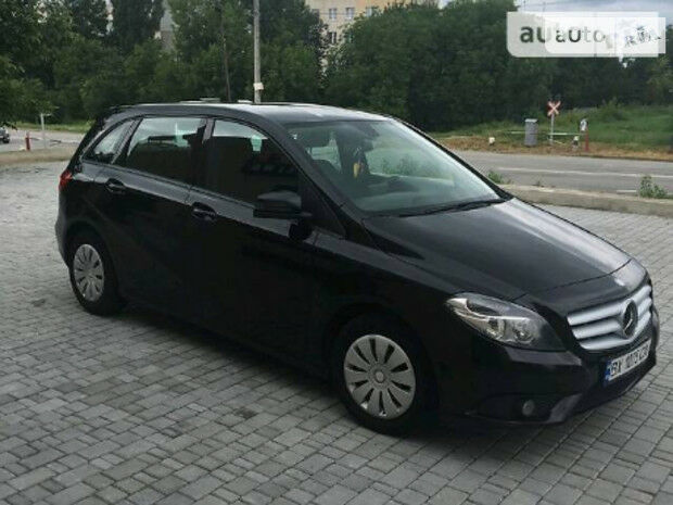 Mercedes-Benz B 180 2014 року