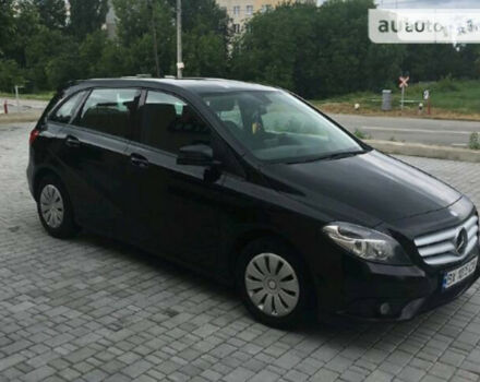 Mercedes-Benz B 180 2014 року