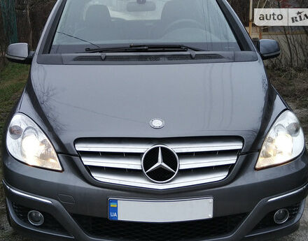 Mercedes-Benz B 180 2009 года