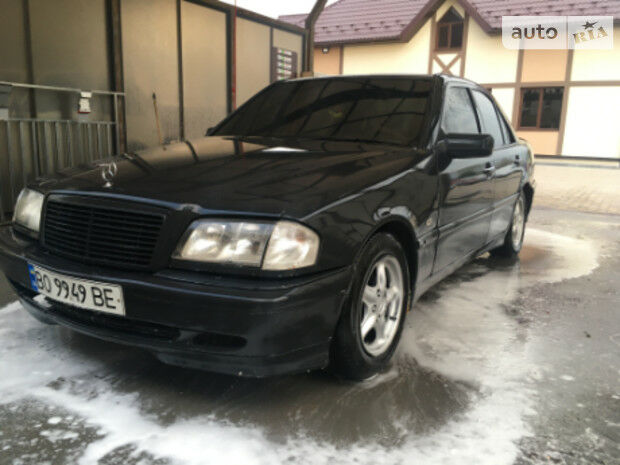 Mercedes-Benz C 180 1997 года