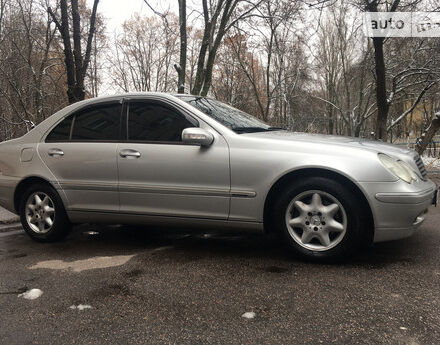 Mercedes-Benz C 180 2003 року