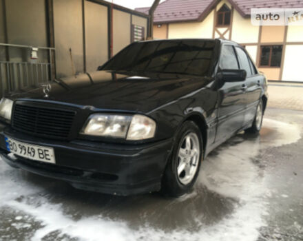 Mercedes-Benz C 180 1997 року