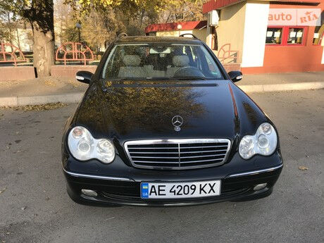 Mercedes-Benz C 200 2003 года