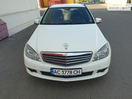 Mercedes-Benz C 200 2009 року