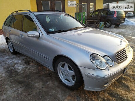 Mercedes-Benz C 220 2001 года