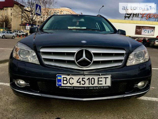 Mercedes-Benz C 220 2011 года