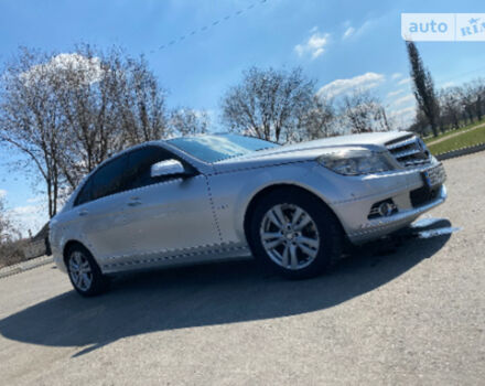 Фото на відгук з оцінкою 5   про авто Mercedes-Benz C 220 2008 року випуску від автора “виктор” з текстом: Машина отличная на дороге супер в ремонте как все ничего необычьного, минусы лично для меня в сал...