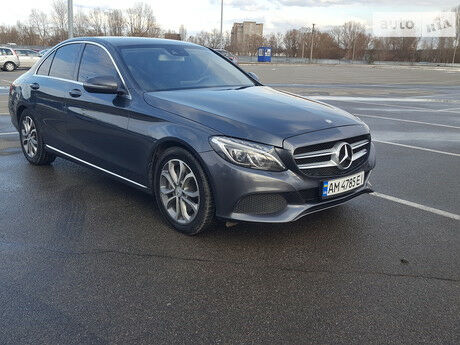 Mercedes-Benz C 300 2015 года