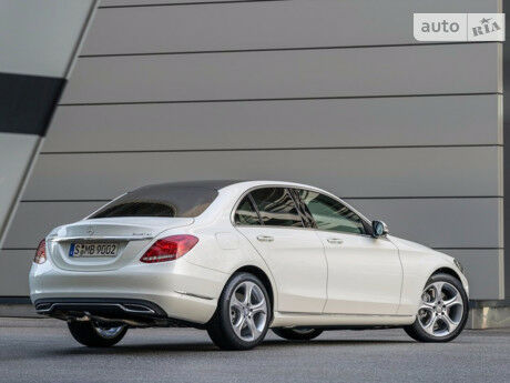 Mercedes-Benz C-Class 2008 года