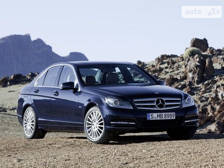 Мерседес Ц-Класс 2008 року Mercedes-Benz C-Class 2008 року