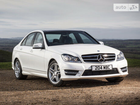 Мерседес Ц-Класс 2003 года Mercedes-Benz C-Class 2003 года