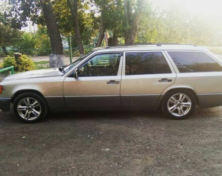 Mercedes-Benz C-Class 1991 року - Фото 1 автомобіля