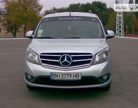 Фото на отзыв с оценкой 5 о Mercedes-Benz Citan 2013 году выпуска от автора "Виталий" с текстом: Очень нравится автомобиль удобен как в обслуживании и посадке очень экономичен и вообще классная ...